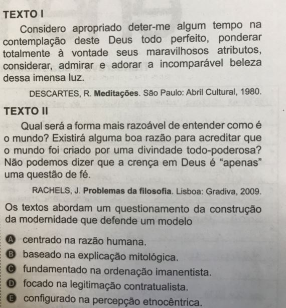 Os textos abordam um questionamento da construção da modernidade que